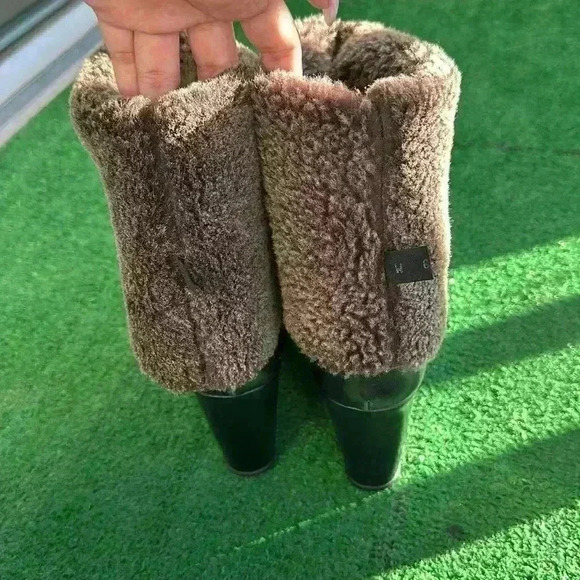 Stuart Weitzman - Picture 5 of 7